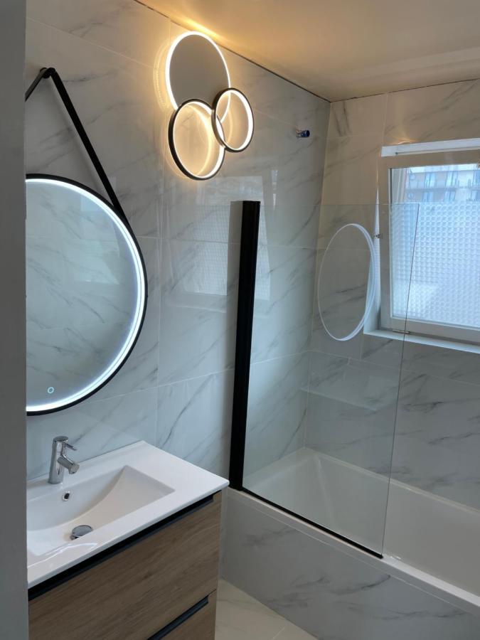 Appartement 303 Place Leopold 1Er A La Panne A 100M De La Plage Exterior photo